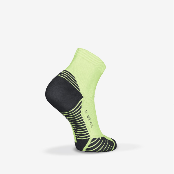 جوراب پیاده روی و دومیدانی کیپ ران - KIPRUN Run 500 - سبز/مشکی - Image 2