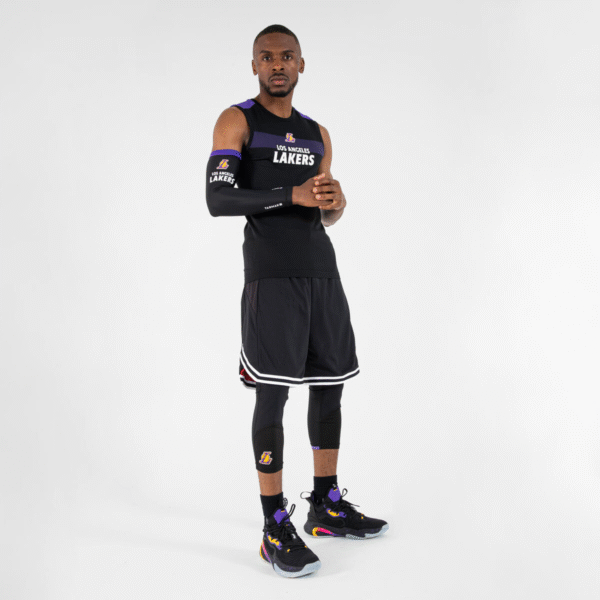 تی شرت بسکتبال تارماک TARMAK UT500 NBA Los Angeles Lakers- مشکی - Image 4
