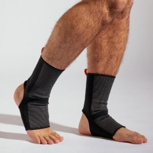 مچ بند طبی بوکس اوتشاک دکتلون – OUTSHOCK Combat Sports Ankle Brace – مشکی/قرمز