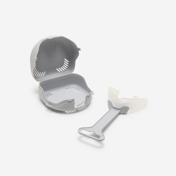 محافظ لثه و دندان اوتشاک دکتلون - OUTSHOCK Adult Mouthguard - Double Component - سفید - Image 6