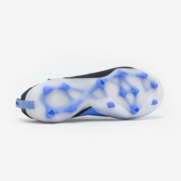 کفش فوتبال بزرگسال کیپستا دکتلون - DECATHLON Traxium Edge AG/FG - سفید/مشکی - Image 3