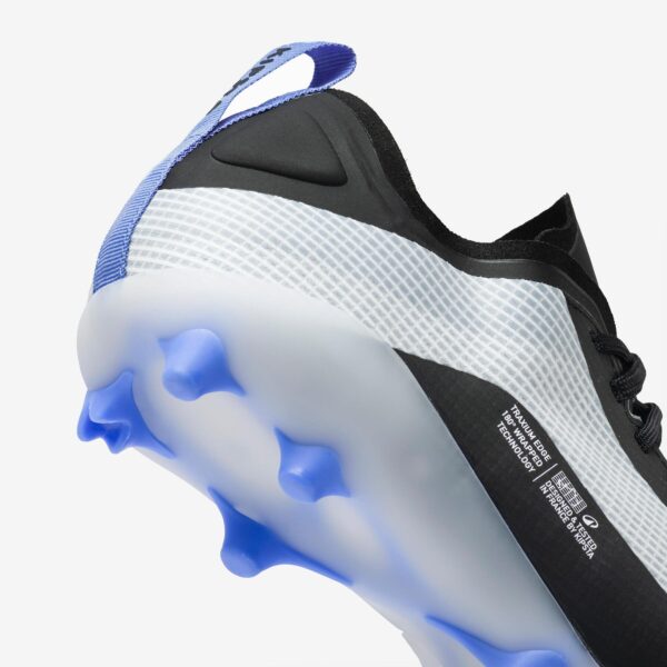کفش فوتبال بزرگسال کیپستا دکتلون - DECATHLON Traxium Edge AG/FG - سفید/مشکی - Image 6