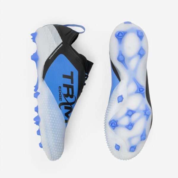 کفش فوتبال بزرگسال کیپستا دکتلون - DECATHLON Traxium Edge AG/FG - سفید/مشکی - Image 8
