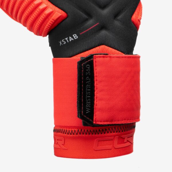 دستکش دروازه بانی کیپستا دکتلون - KIPSTA Goalkeeper Gloves CLR F900 - قرمز/مشکی - Image 3