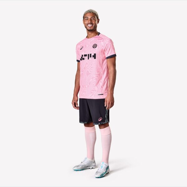 تی شرت فوتبال کیپستا دکتلون - KIPSTA Adult Soccer Jersey Viralto II - صورتی/مشکی - Image 3