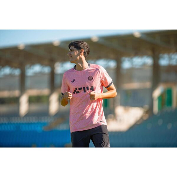تی شرت فوتبال کیپستا دکتلون - KIPSTA Adult Soccer Jersey Viralto II - صورتی/مشکی - Image 7