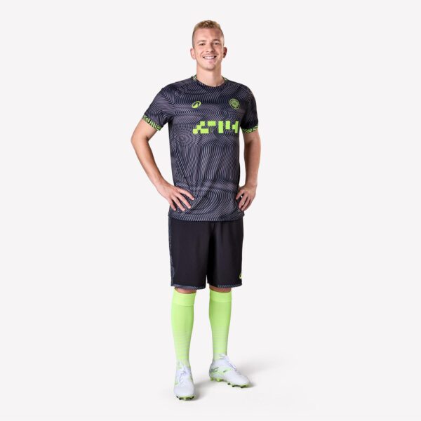 تی شرت فوتبال کیپستا دکتلون - KIPSTA Adult Soccer Jersey Viralto II - مشکی/سبز - Image 6