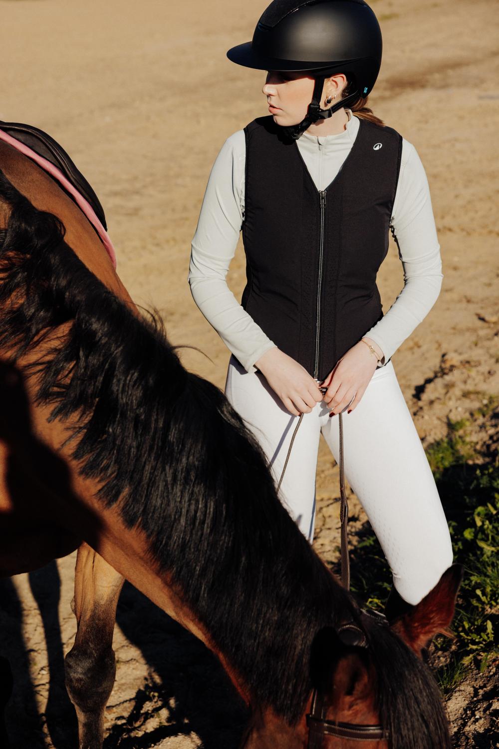 لگ سوارکاری زنانه دکتلون FOUGANZA 500 Riding Leggings - سفید لگ سوارکاری زنانه دکتلون FOUGANZA 500 Riding Leggings - سفید - Image 8