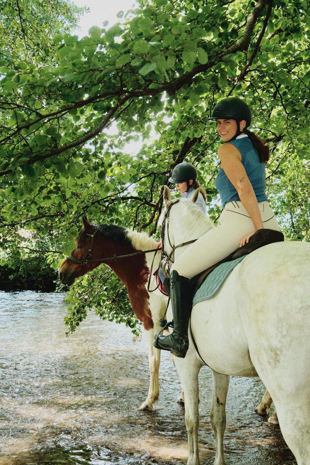 تاپ سوارکاری زنانه دکتلون - 500 Fouganza Riding Undershirt - آبی تاپ سوارکاری زنانه دکتلون - 500 Fouganza Riding Undershirt - آبی - Image 8