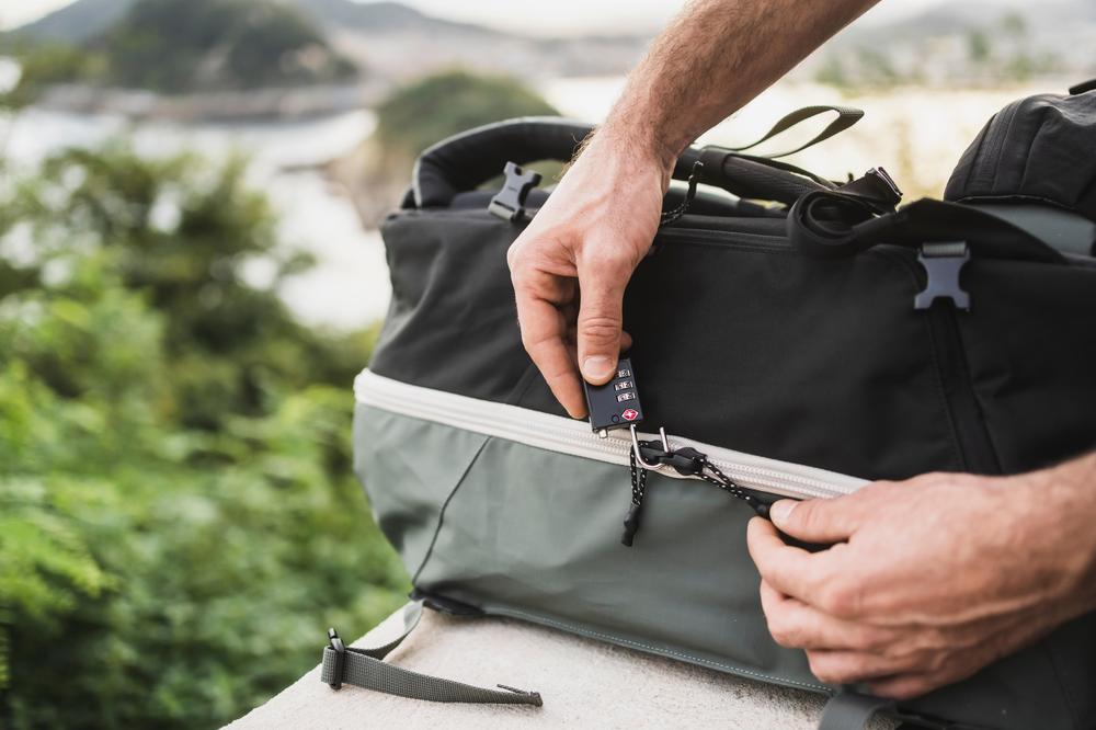 کوله پشتی کمپینگ و کوهنوردی فورکلاز - FORCLAZ Travel 500 Organizer 40 L - خاکستری کوله پشتی کمپینگ و کوهنوردی فورکلاز - FORCLAZ Travel 500 Organizer 40 L - خاکستری - Image 19