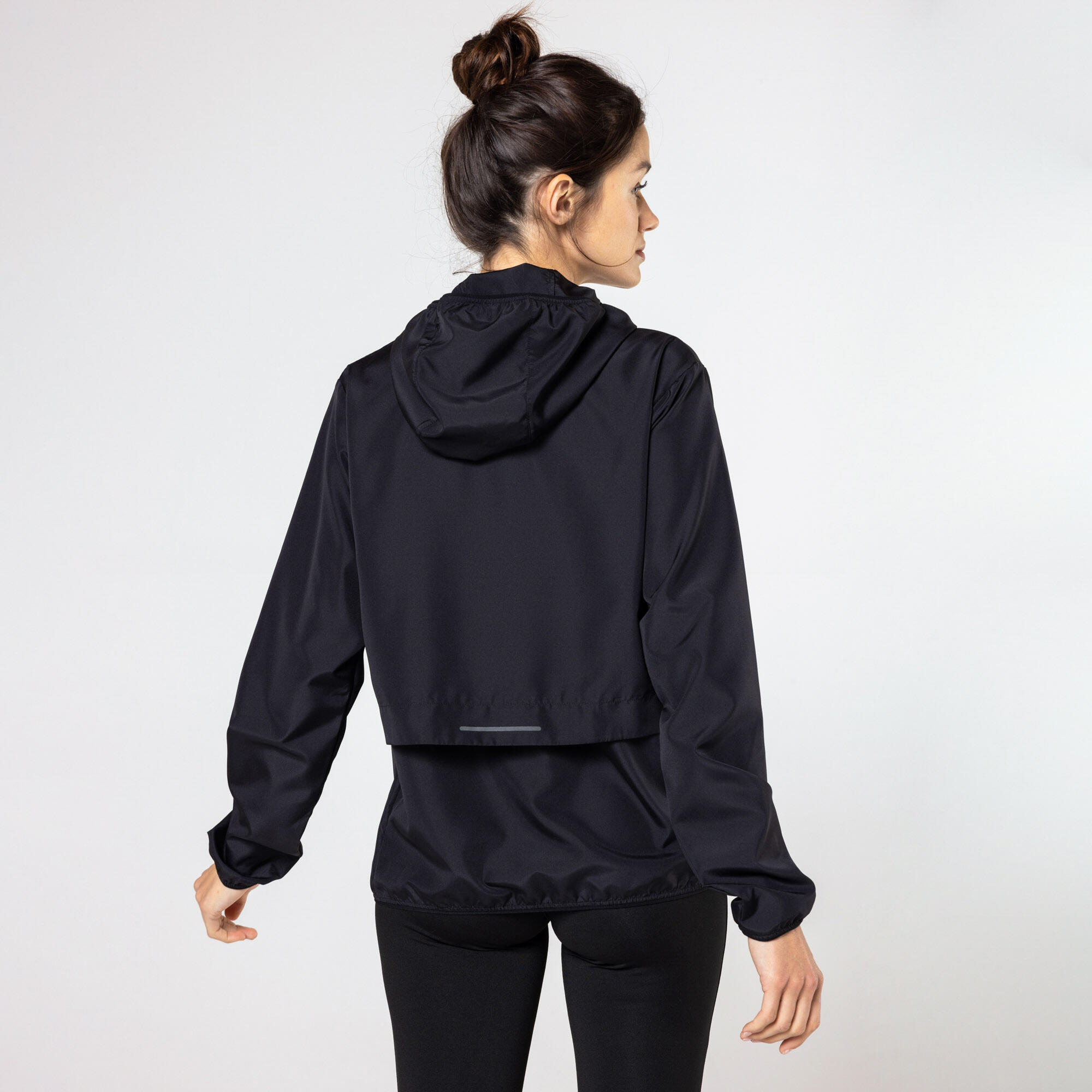 بادگیر زنانه Decathlon Kiprun Run 100 Wind – مشکی بادگیر زنانه Decathlon Kiprun Run 100 Wind – مشکی - تصویر 3