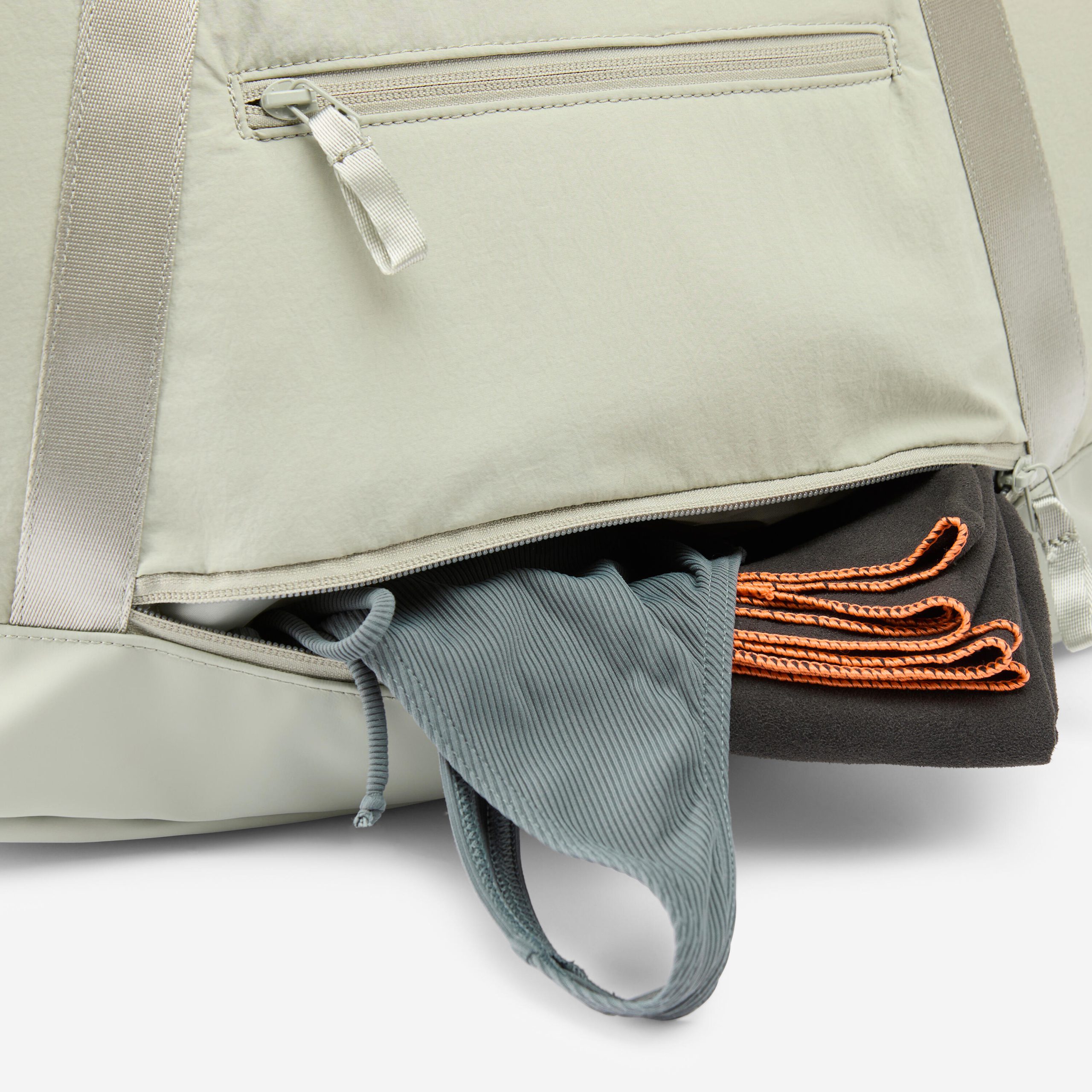 ساک ورزشی بزرگسال Decathlon Move 900 – سبز ساک ورزشی بزرگسال Decathlon Move 900 – سبز - تصویر 5