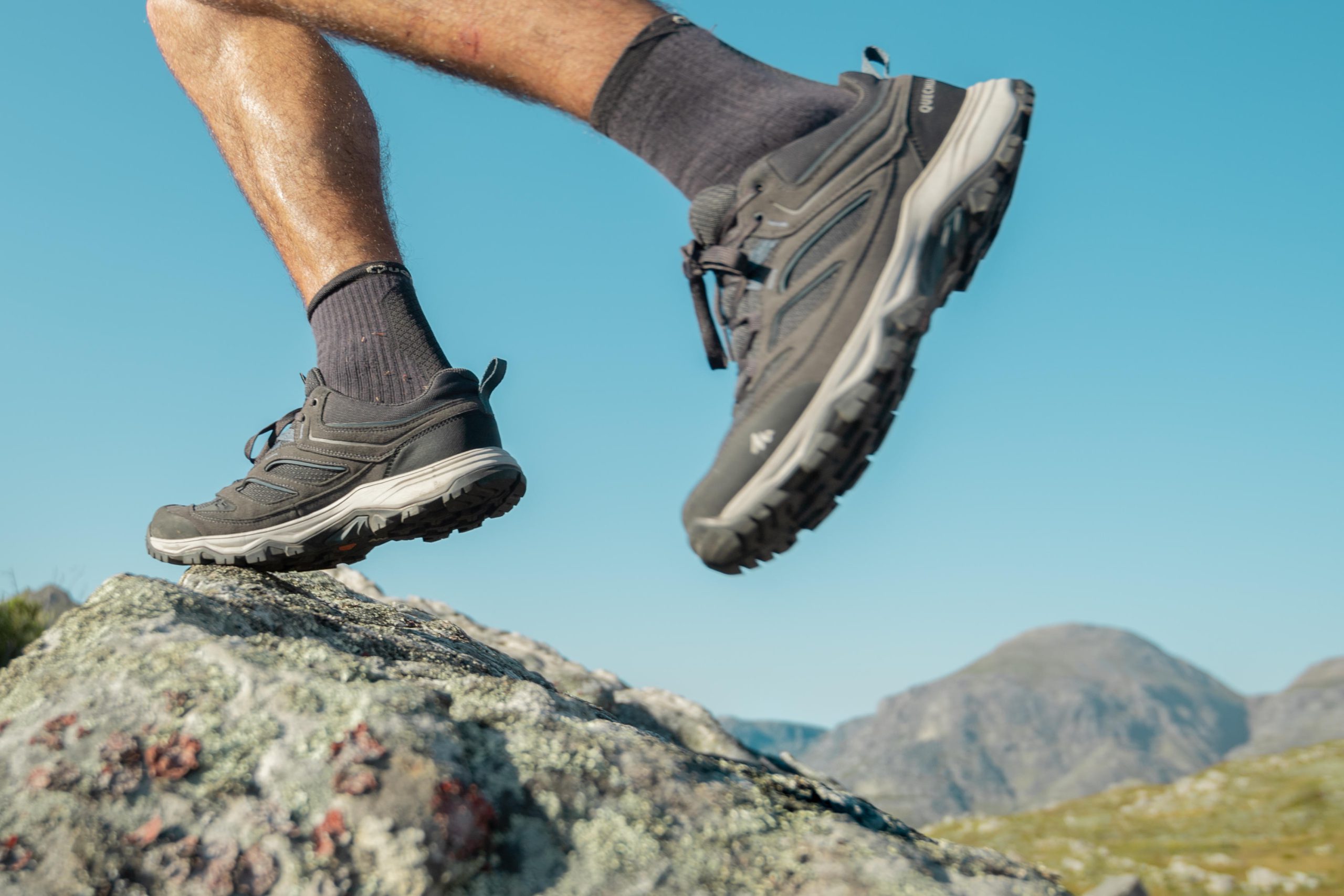 کفش کوهنوردی و طبیعتگردی مردانه Decathlon MH100 – طوسی آبی کفش کوهنوردی و طبیعتگردی مردانه Decathlon MH100 – طوسی آبی - تصویر 4