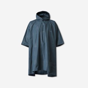 پانچو طبیعت‌گردی Decathlon MT 50 – آبی